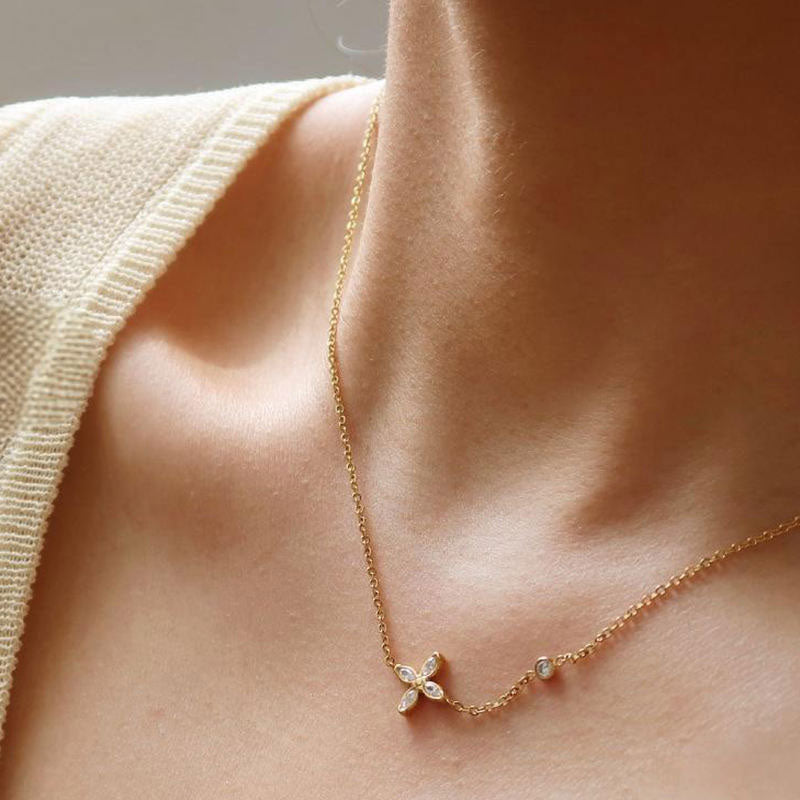 2025 New Design Wholesale Non Tarnish Stainless Steel Gold Plated Custom Women's Flower Choker Necklaces