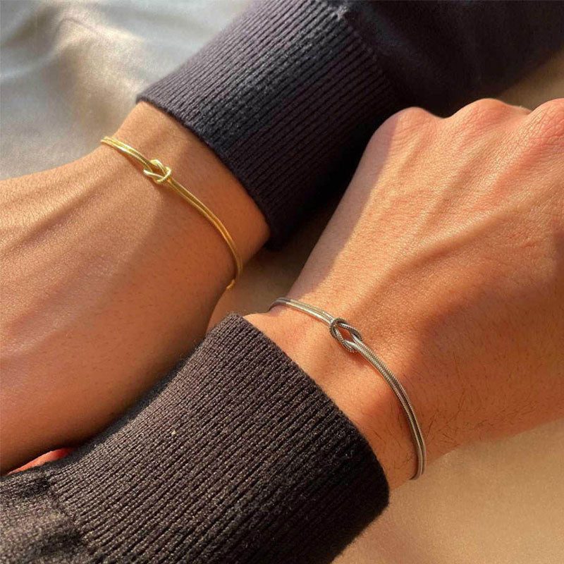 18k Gold Plated Knot Design Couple Bracelets Adjustable Exquisite Versatile Timeless Chain Stainless Steel Waterproof for Women