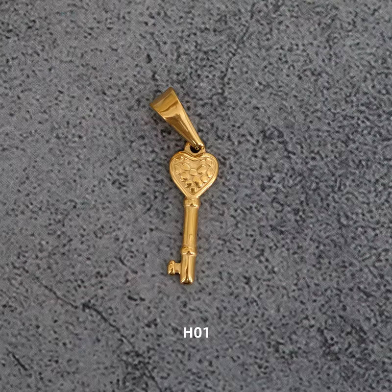 2025 New Design Hypoallergenic Key Charm Non-Tarnish Stainless Steel and Small Gold PVD Fashion Pendants & Charms Wholesale