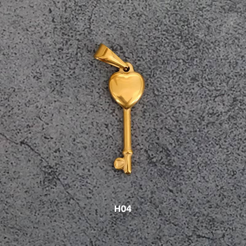 2025 New Design Hypoallergenic Key Charm Non-Tarnish Stainless Steel and Small Gold PVD Fashion Pendants & Charms Wholesale