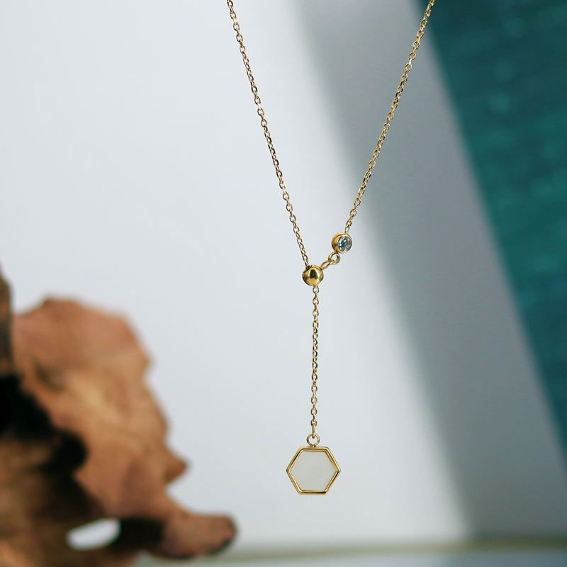 Crafted from premium 316L medical-grade stainless steel, this necklace boasts excellent oxidation resistance and rust prevention. It maintains its color and avoids causing allergies even with long-term wear, making it friendly to sensitive skin.