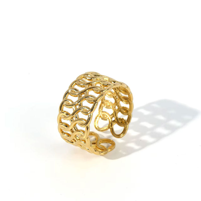 European and American Retro Stainless Steel Ring Women's Fashionable and Versatile 18k Gold-plated Leaf love Ring