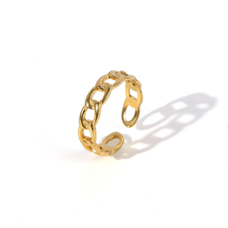 European and American Retro Stainless Steel Ring Women's Fashionable and Versatile 18k Gold-plated Leaf love Ring