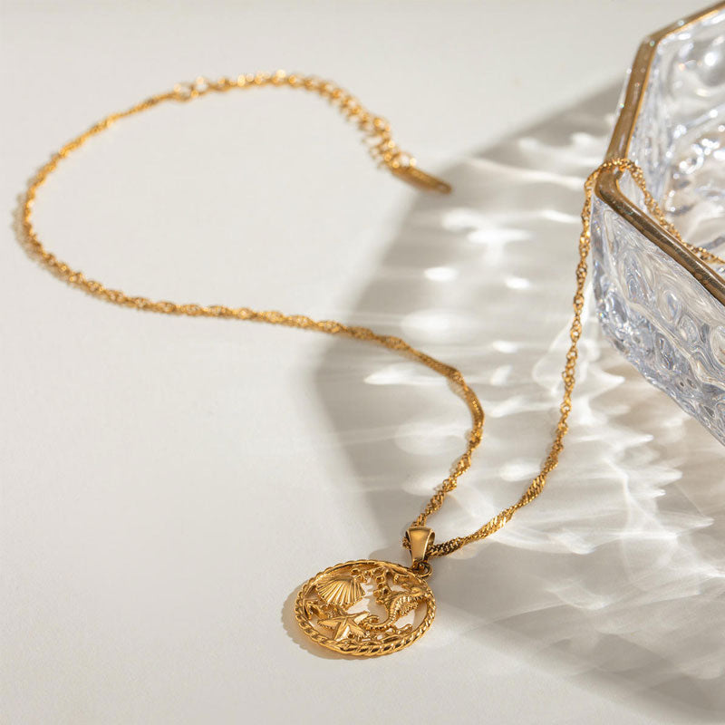 Fashionable and Minimalist 18k Gold Stainless Steel Starfish Seahorse Scallop Seagrass Pendant Ocean Necklace Women's Jewelry