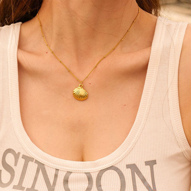 18k Gold-plated Stainless Steel Shell Necklace Fashionable and Simple Geometric Shape Jewelry Women's Versatile Manufacturer