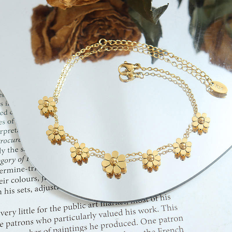 Fashion Statement Elegant Jewelry Fade Resistant Durable 18k Gold Plated Custom Flower Fashion Bangle Bracelet Jewelry for Women