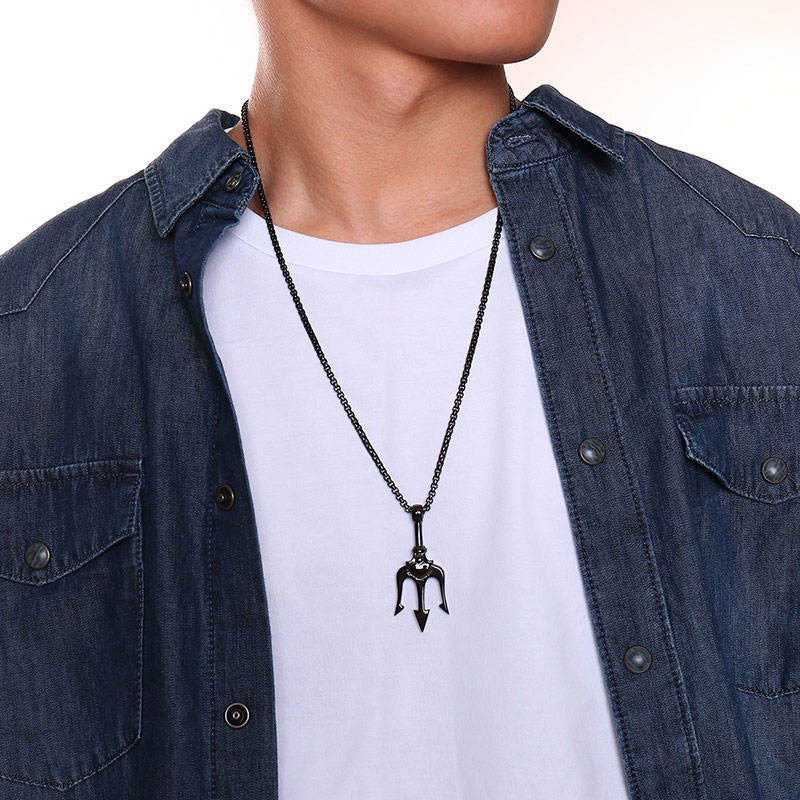 Europe and America Long Charm Necklace Jewelry Stainless Steel Non Tarnish PVD 18K Real Gold Plated Trident Necklace for Men