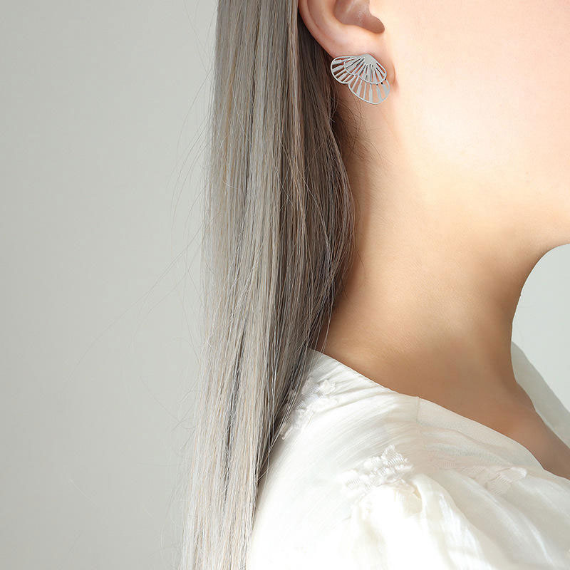 Creative Romantic 18k Gold Color Butterfly Stackable Stainless Steel Chic Stud Earrings Charm Jewelry Korean Women