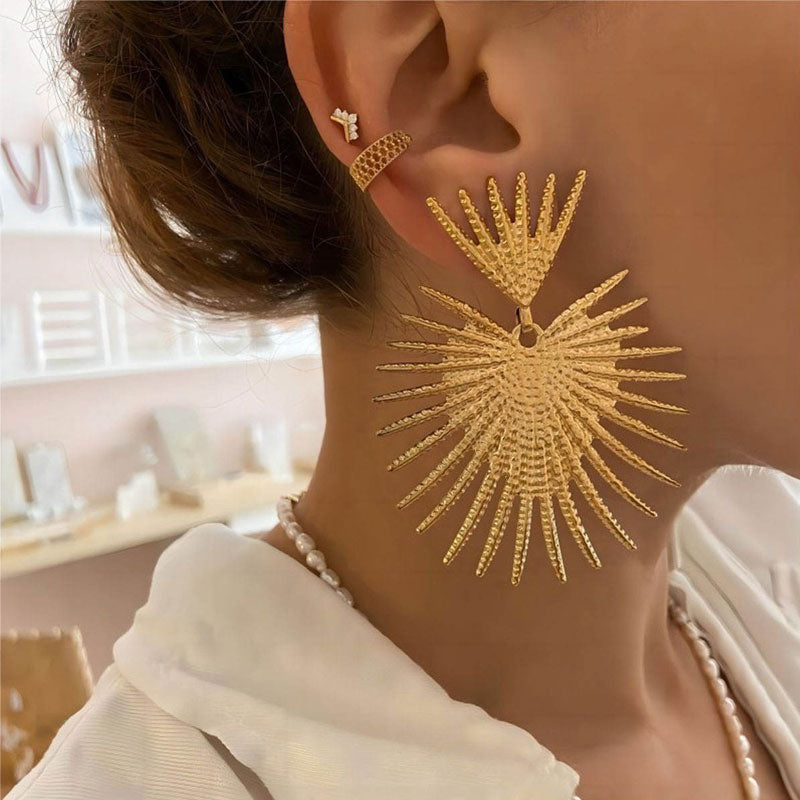 18k Gold Plated Exaggerated Fan-Shaped Design Hypoallergenic Wholesale Stainless Steel Fashion Earrings for Women/Ladies