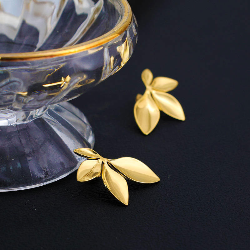 Wholesale Waterproof Stainless Steel PVD 18K Gold Plated Flower Stud Earrings for Women