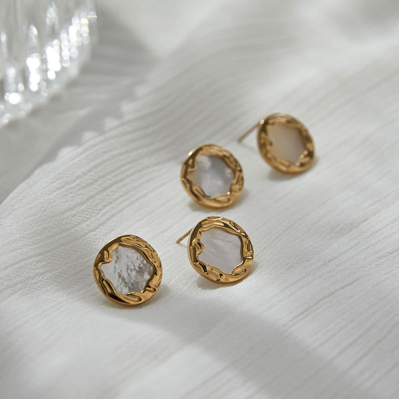 Fashion Design High Quality HypoallergenicWholesale Waterproof Stainless Steel PVD 18K Gold Plated Mother of Stud Earrings