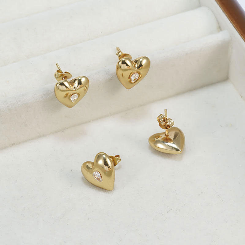 Wholesale Waterproof Non Tarnish Stainless Steel PVD 18K Gold Plated Zircon Stone Heart Shaped Stud Earrings