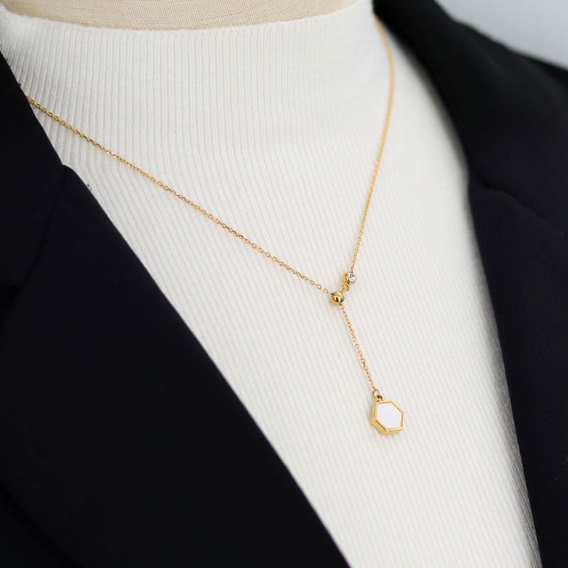 Crafted from premium 316L medical-grade stainless steel, this necklace boasts excellent oxidation resistance and rust prevention. It maintains its color and avoids causing allergies even with long-term wear, making it friendly to sensitive skin.