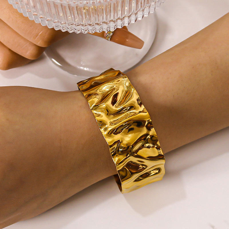 Wholesale Anti-Allergy High Polish PVD Gold Plated Stainless Steel Jewelry Bangles for Women