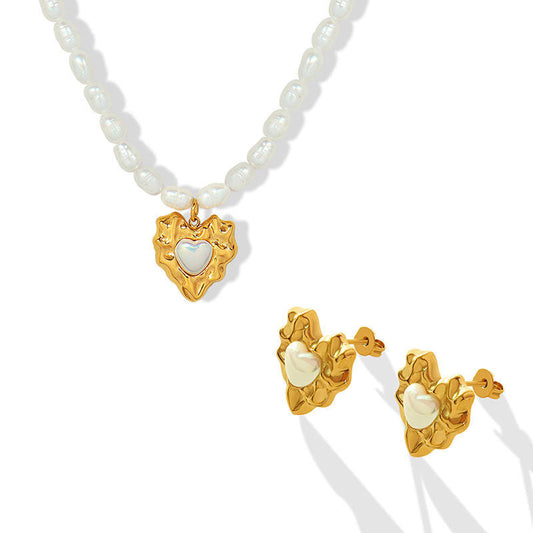 Korean Elegant Stainless Steel Necklace with Pendant Fashion 14K Solid Gold Love Pearl Necklace for Women Girls