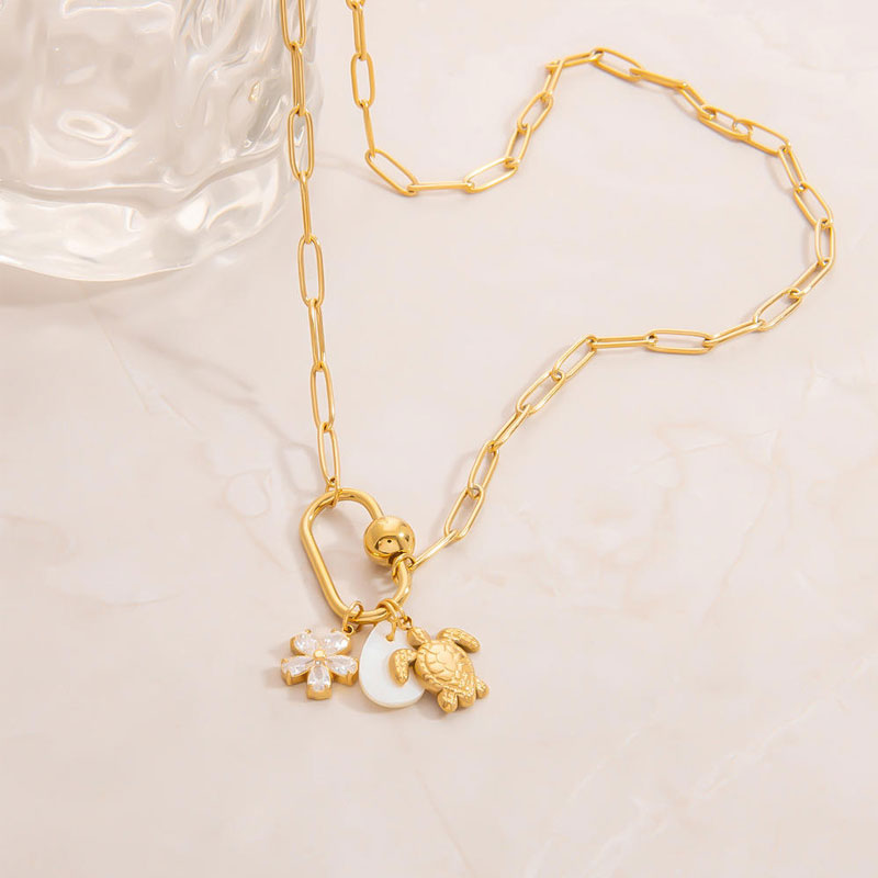 Wholesale Trendy 18K Gold Plated Turtle Charm Pendant Necklace Classic Simple Heart Shape Stainless Steel Chain Pearl Fashion