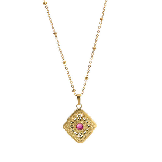 Vintage Palace Style Pink Diamond Necklace Fashion Jewelry with Diamond Hollow Carving