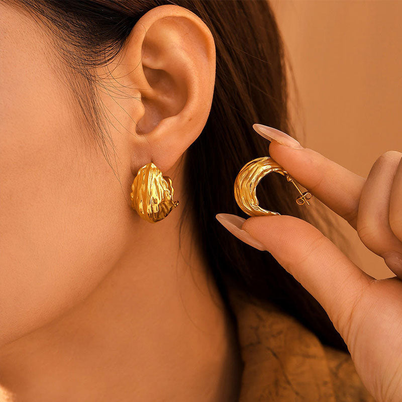 PVD Plated Stainless Steel Pleated Textured Lava C-Shape Earrings Hollow Out Stud Earrings Hoop Earring Stainless Steel Jewelry