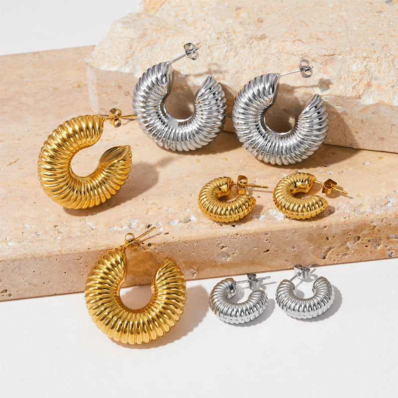 Trendy 18K Gold Plated Waterproof Stainless Steel Large Screw Twisted Hoop Earrings Classic Chunky Hollow Stud Earrings for Women